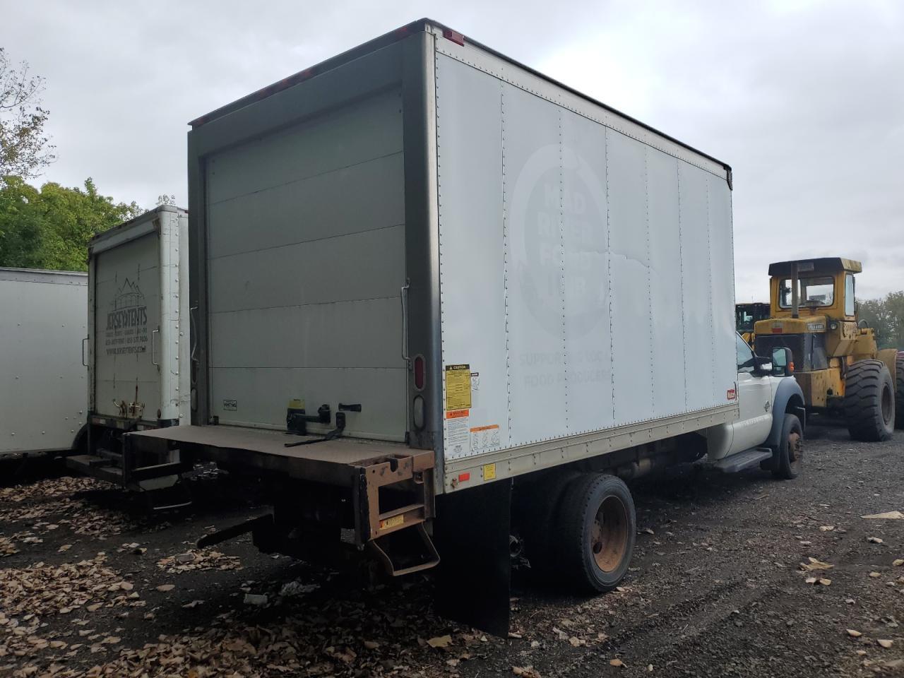 2012 Ford F550 Super Duty - Фото 3