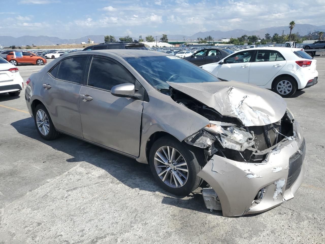 2014 Toyota Corolla L - Фото 4