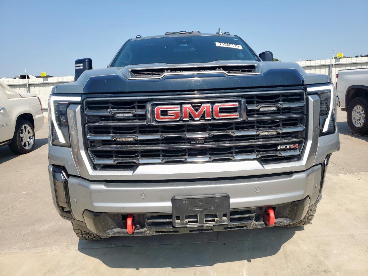 2024 GMC Sierra K2500 At4 - Image 5