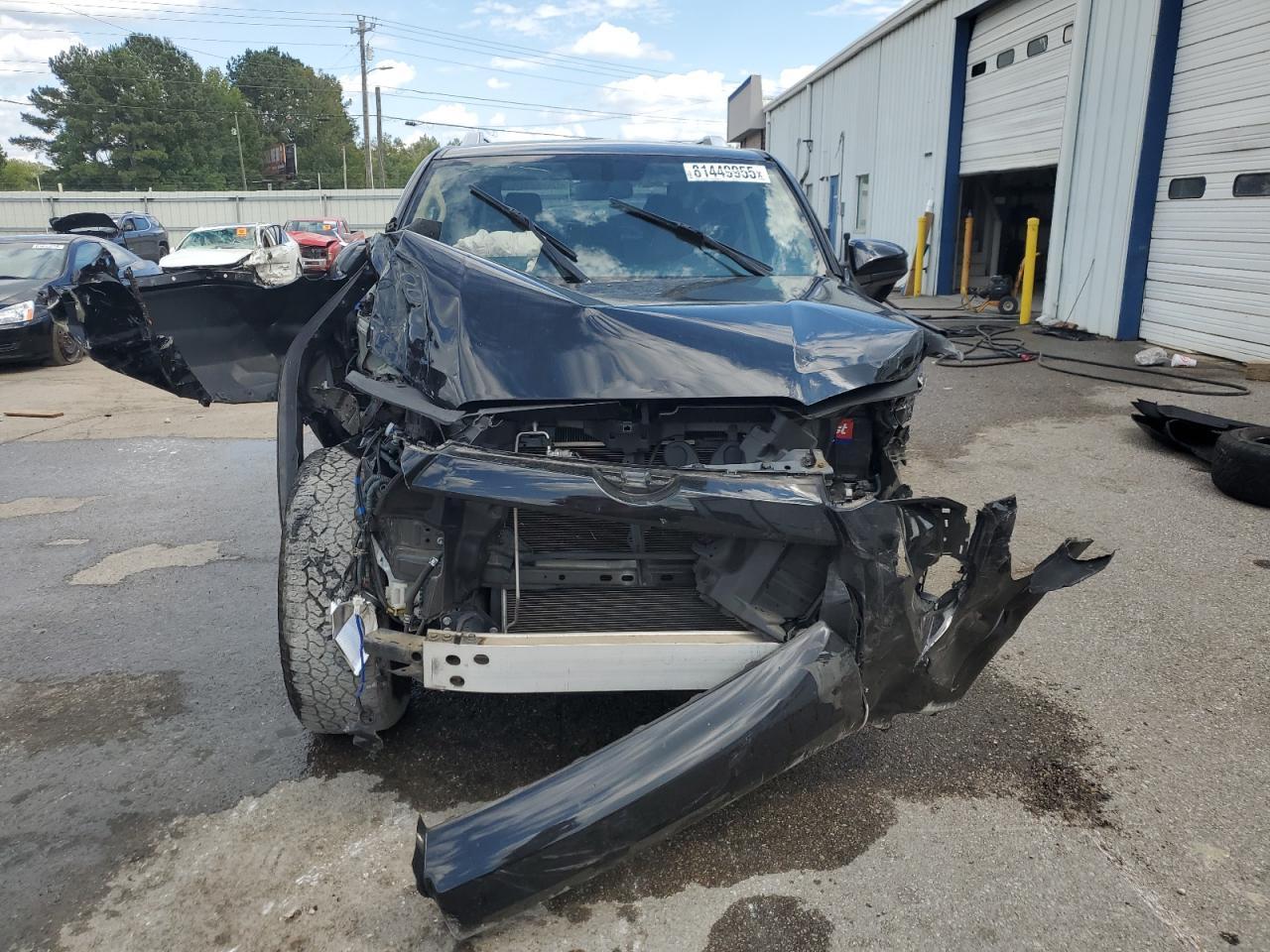 2016 Toyota 4Runner Sr5 - Image 5