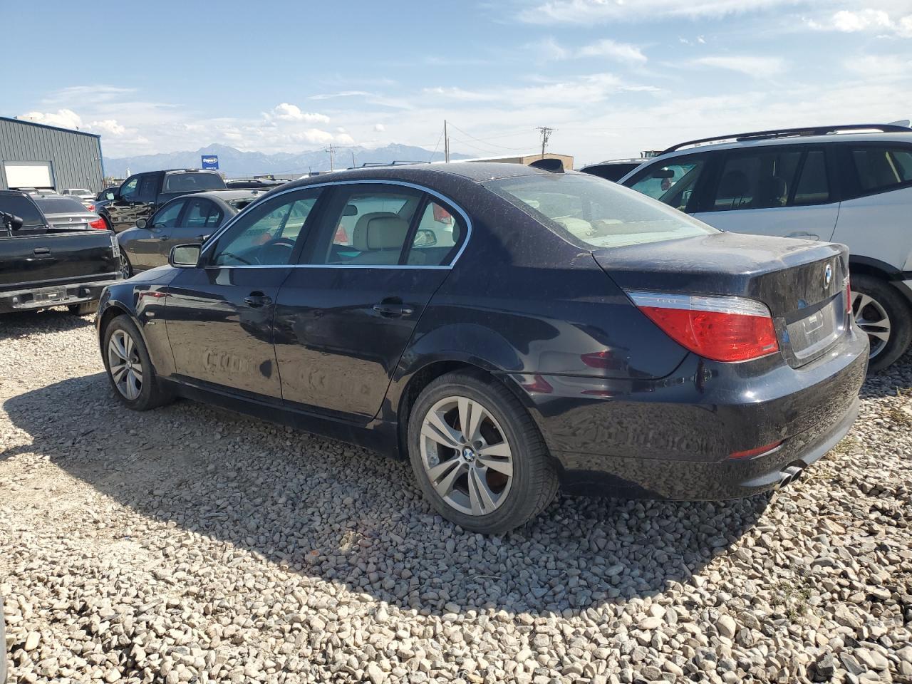2009 BMW 528 Xi - Фото 2
