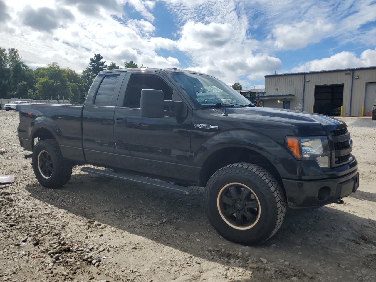 2013 Ford F150 Super Cab - Фото 4