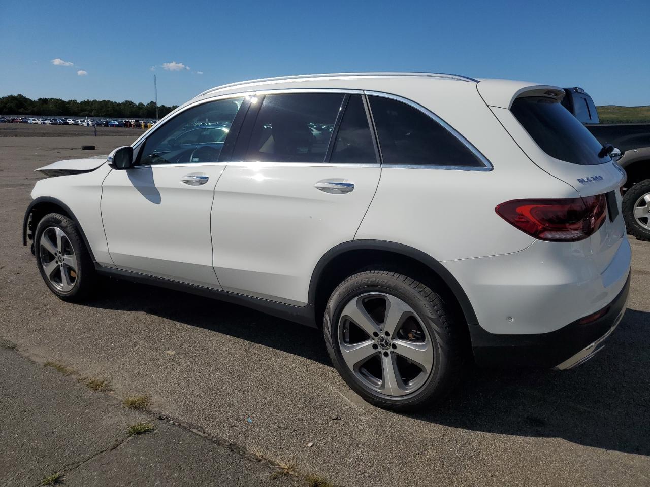 2022 Mercedes-Benz Glc 300 4Matic - Фото 2