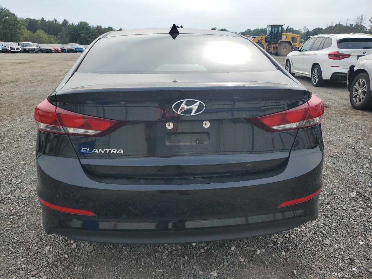 2017 Hyundai Elantra Se - Image 6
