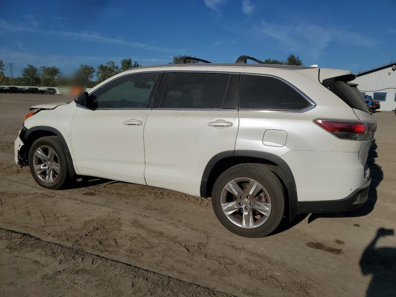 2015 Toyota Highlander Limited - Image 2