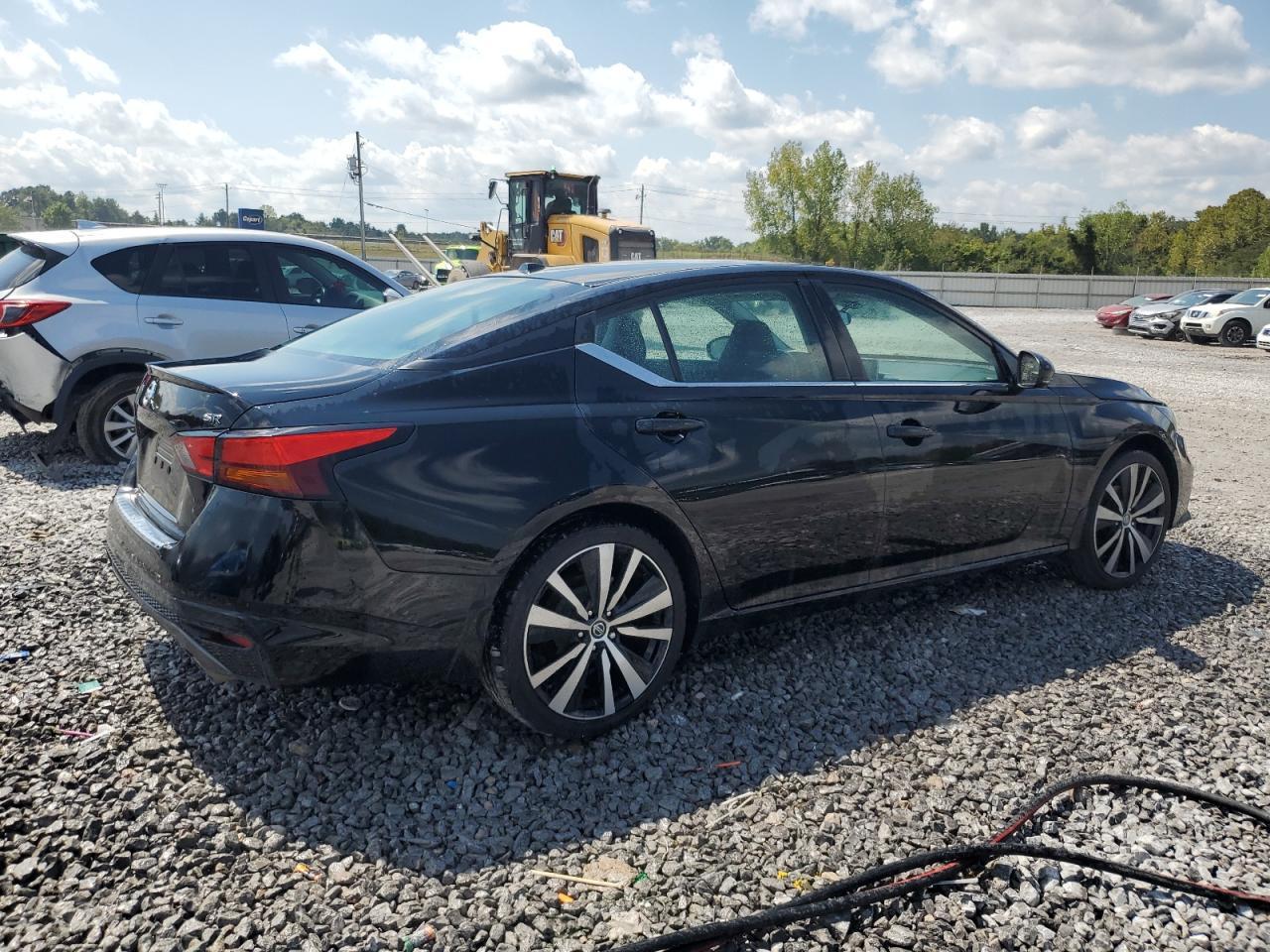 2021 Nissan Altima Sr - Image 3