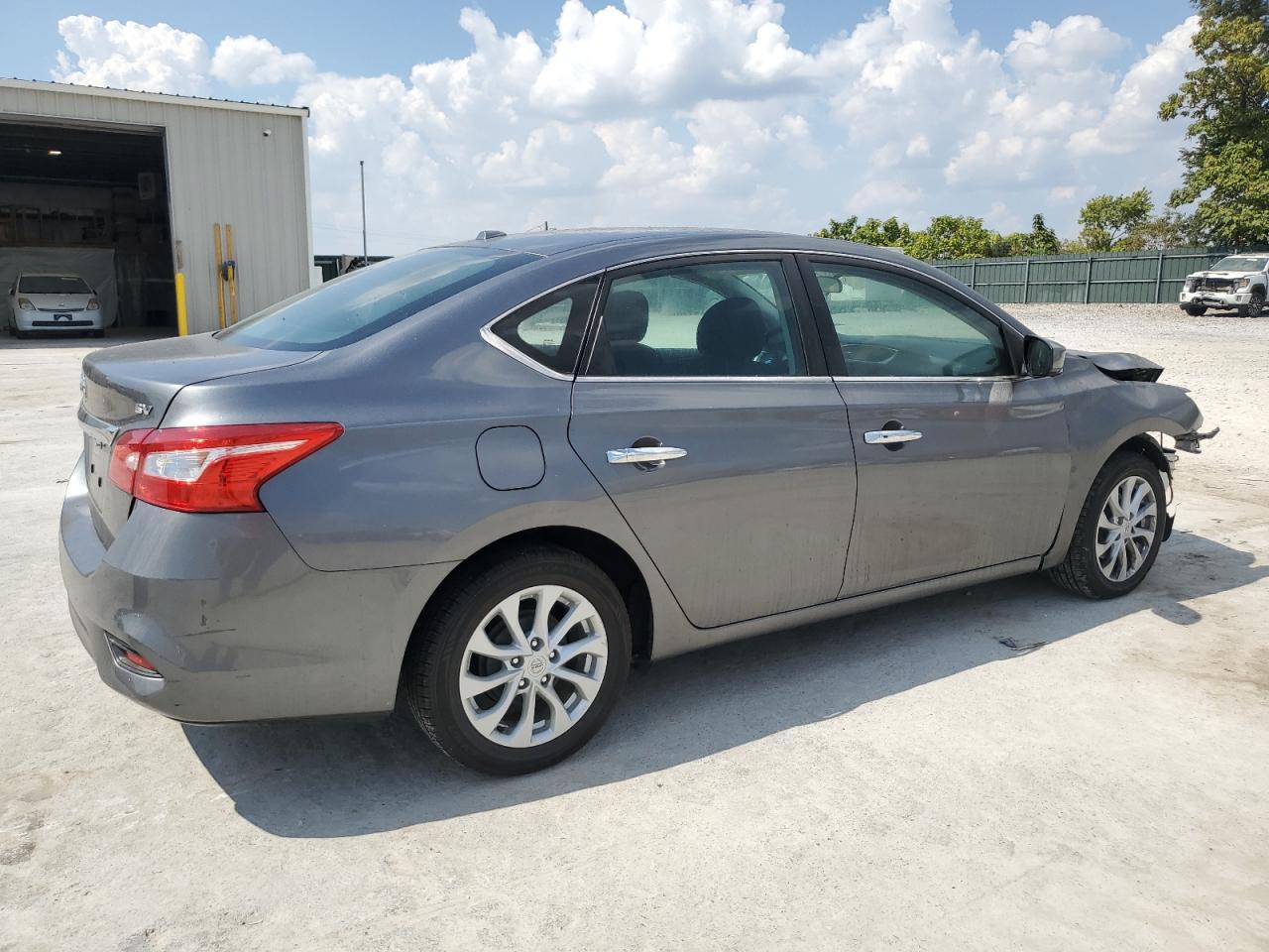 2019 Nissan Sentra S - Фото 3