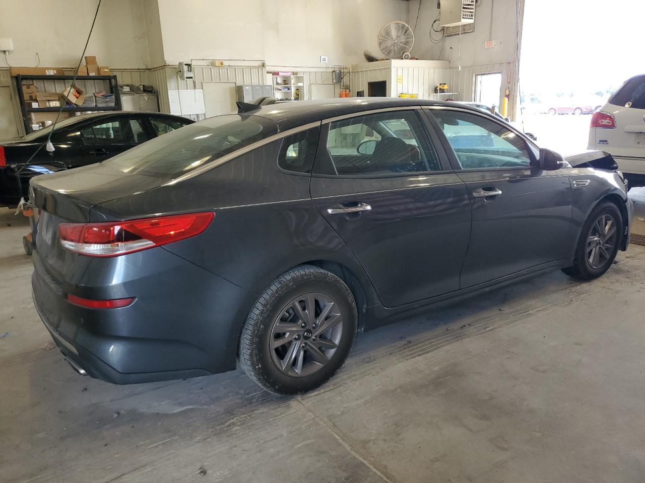 2020 Kia Optima Lx - Фото 3