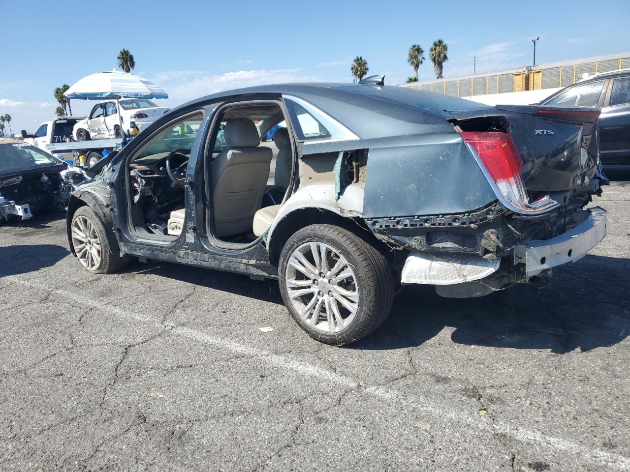 2018 Cadillac Xts Luxury - Фото 2