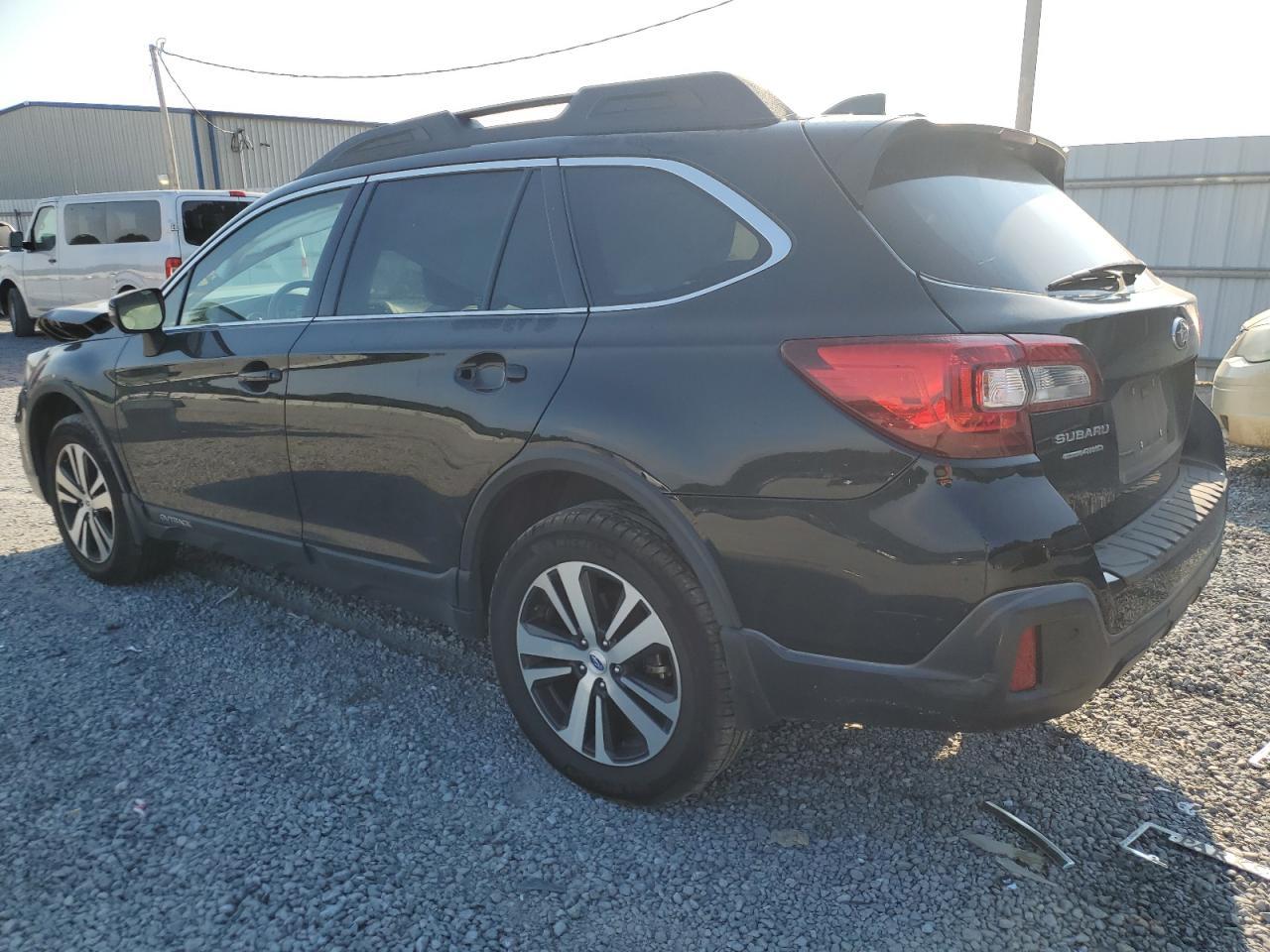 2018 Subaru Outback 2.5I Limited - Image 2