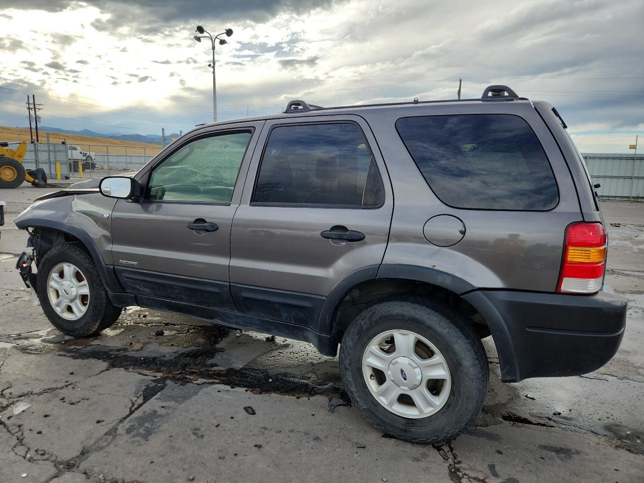 2002 Ford Escape Xlt - Фото 2
