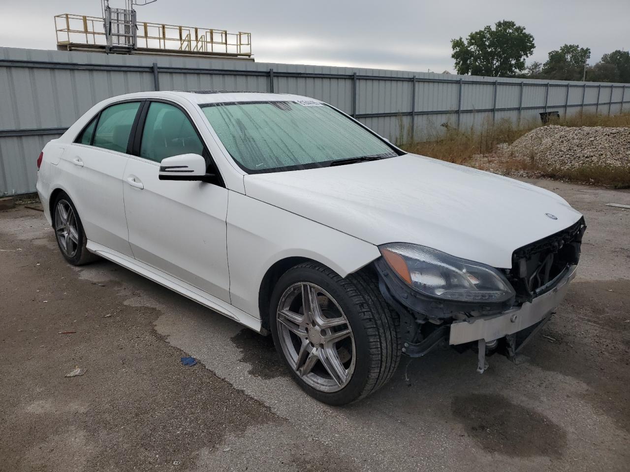2014 Mercedes-Benz E 350 4Matic - Image 4