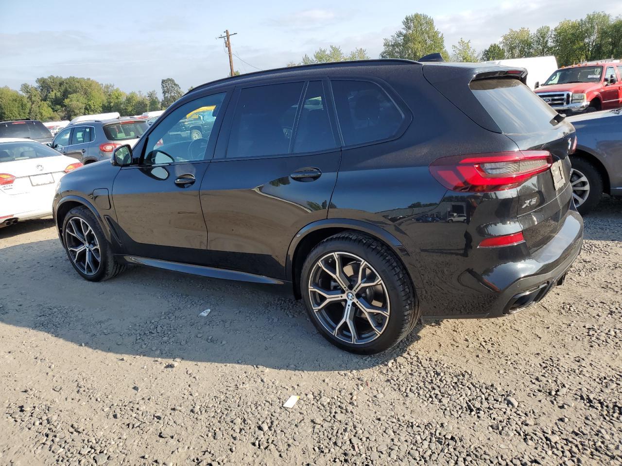 2021 BMW X5 xDrive45E - Image 2