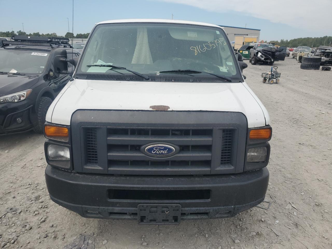 2010 Ford Econoline E250 Van - Фото 5