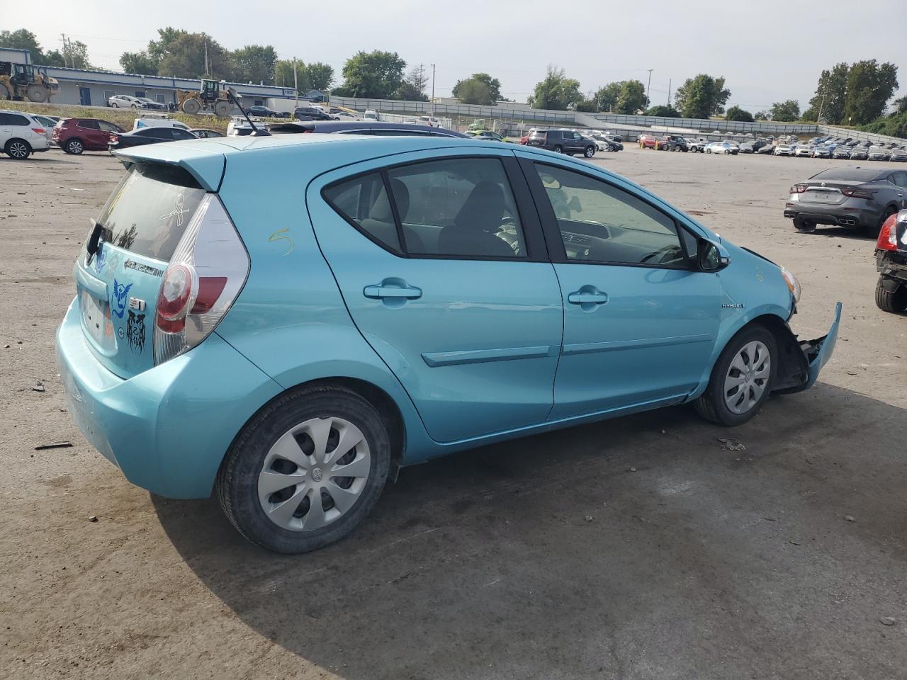 2014 Toyota Prius C - Фото 3
