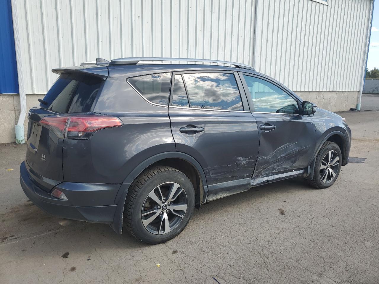 2018 Toyota Rav4 Le - Image 3