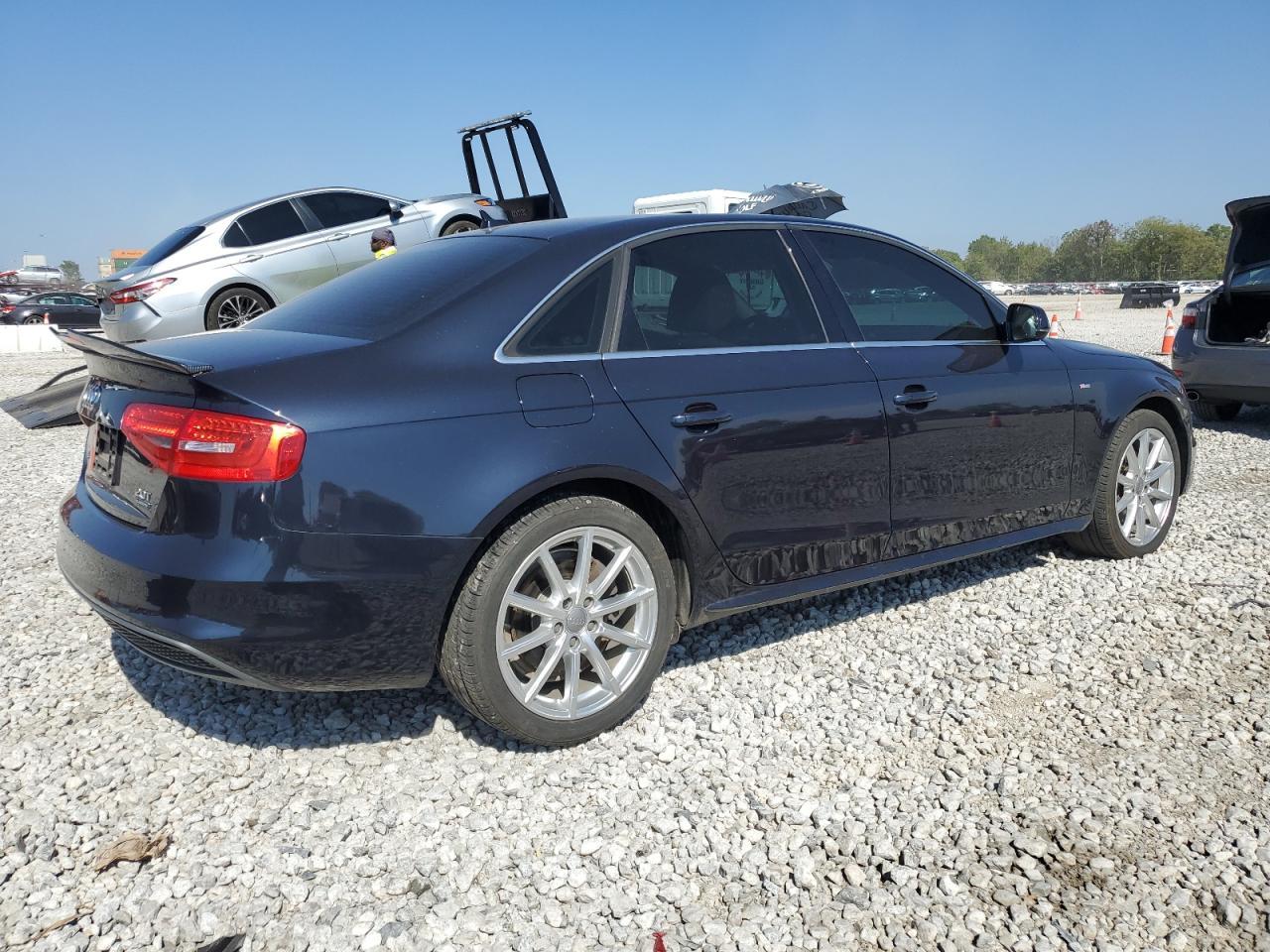 2015 Audi A4 Premium Plus - Фото 3