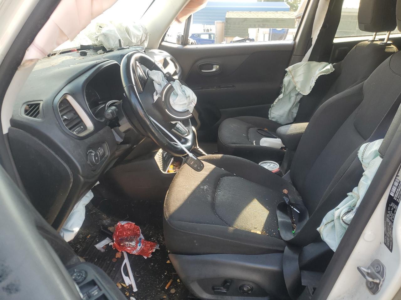 2015 Jeep Renegade Latitude - Фото 7