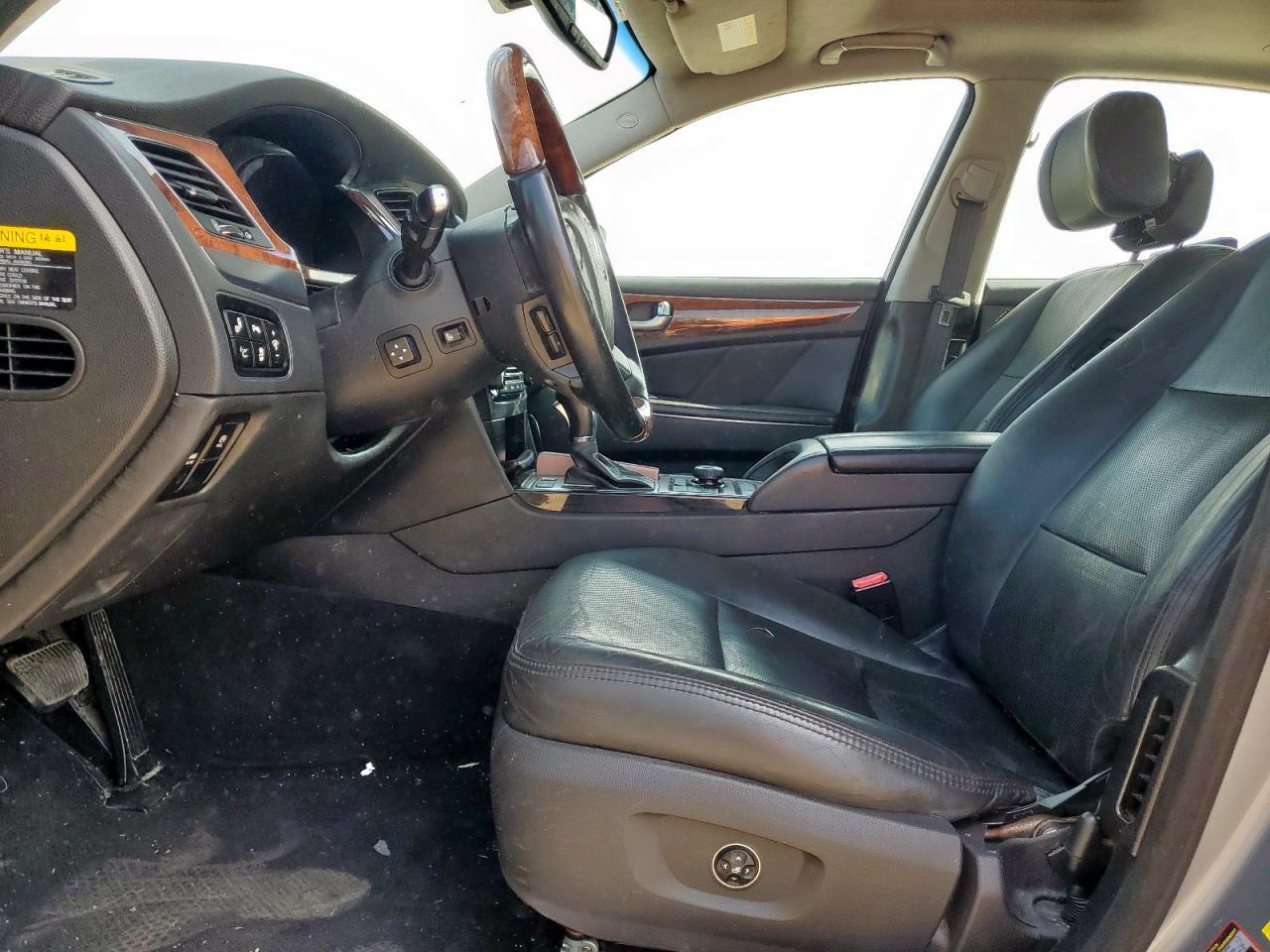 2016 Hyundai Equus Signature - Image 7