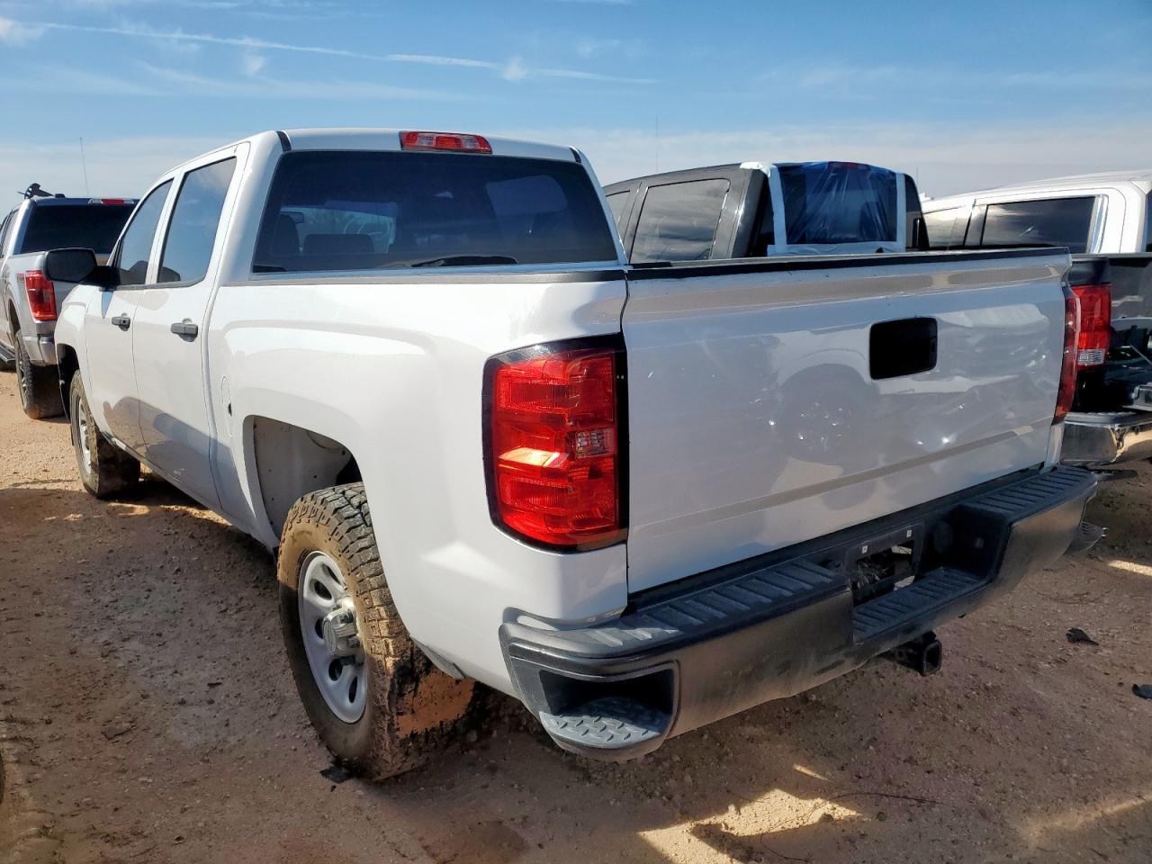 2015 Chevrolet Silverado K1500 - Фото 2