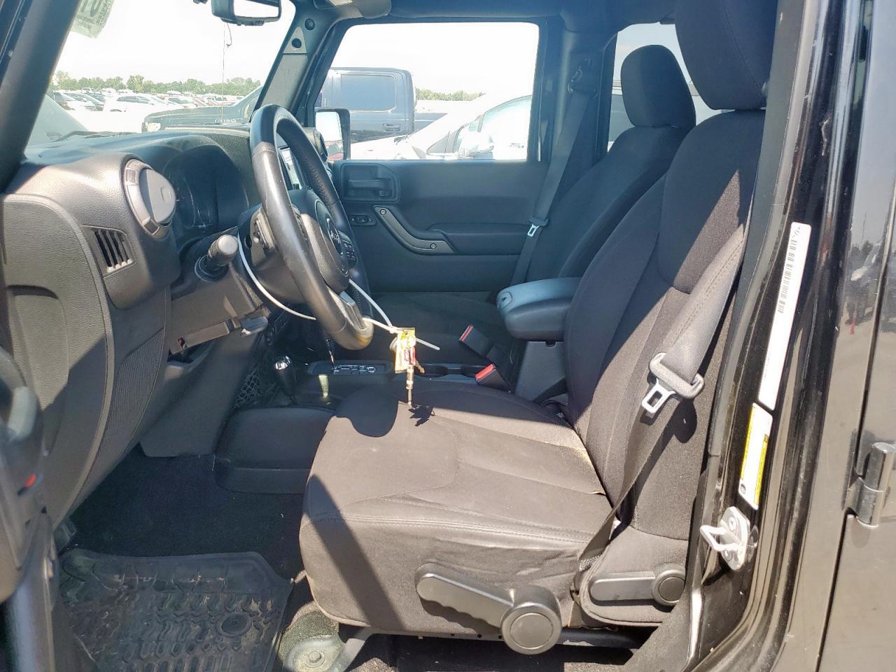 2014 Jeep Wrangler Unlimited Sport - Фото 7