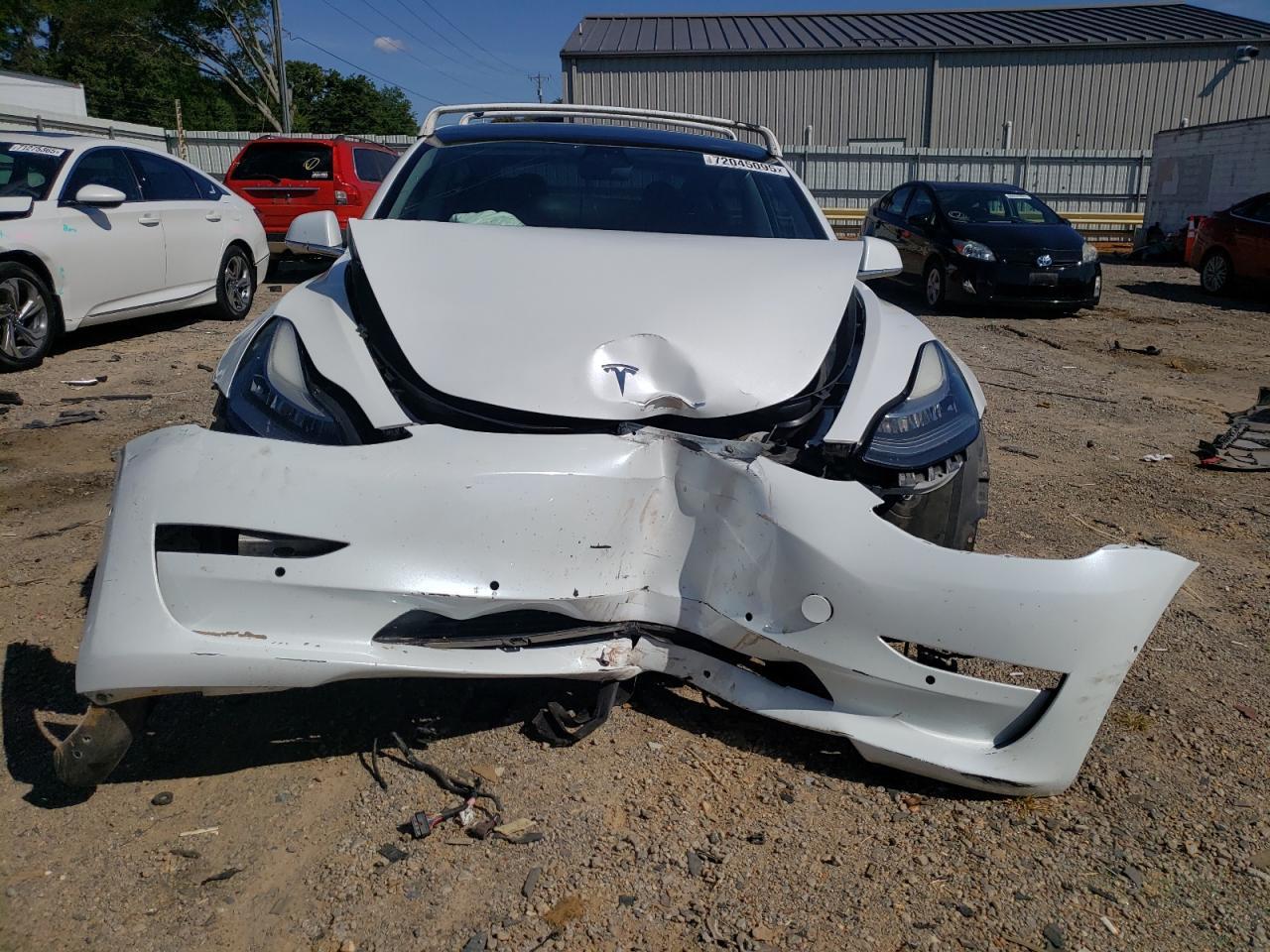2018 Tesla Model 3 - Фото 5