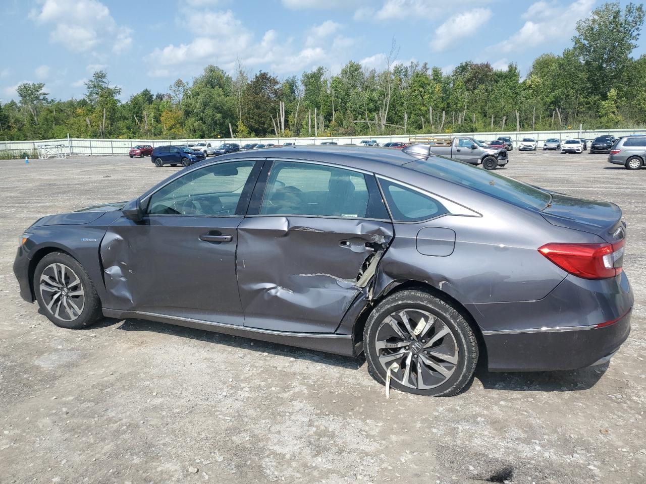 2019 Honda Accord Hybrid Ex - Image 2