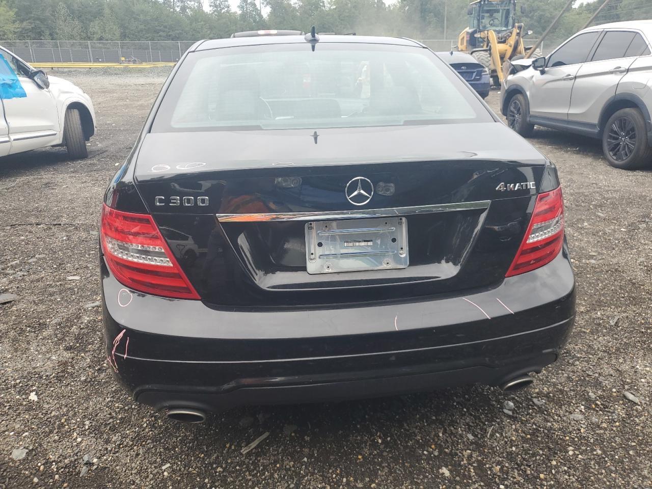 2014 Mercedes-Benz C 300 4Matic - Image 6