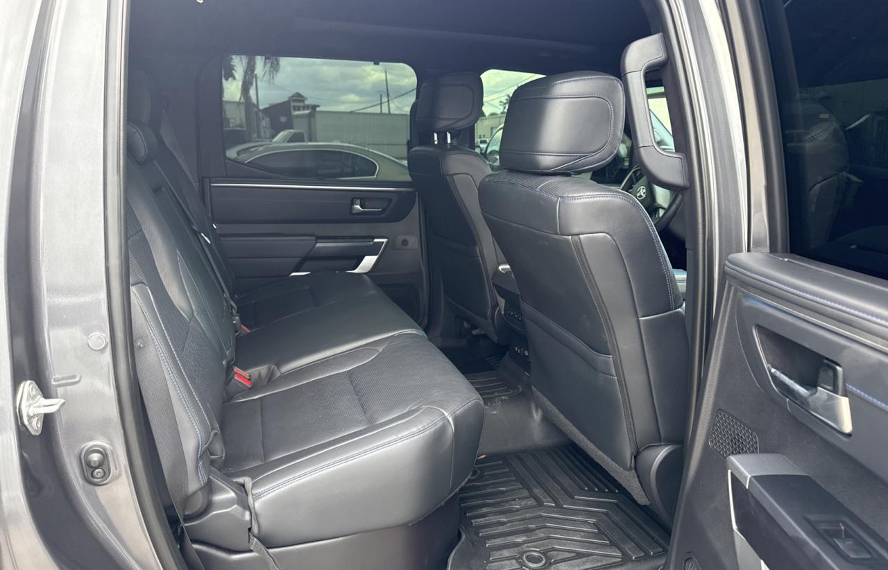2023 Toyota Tundra Crewmax Platinum - Image 6