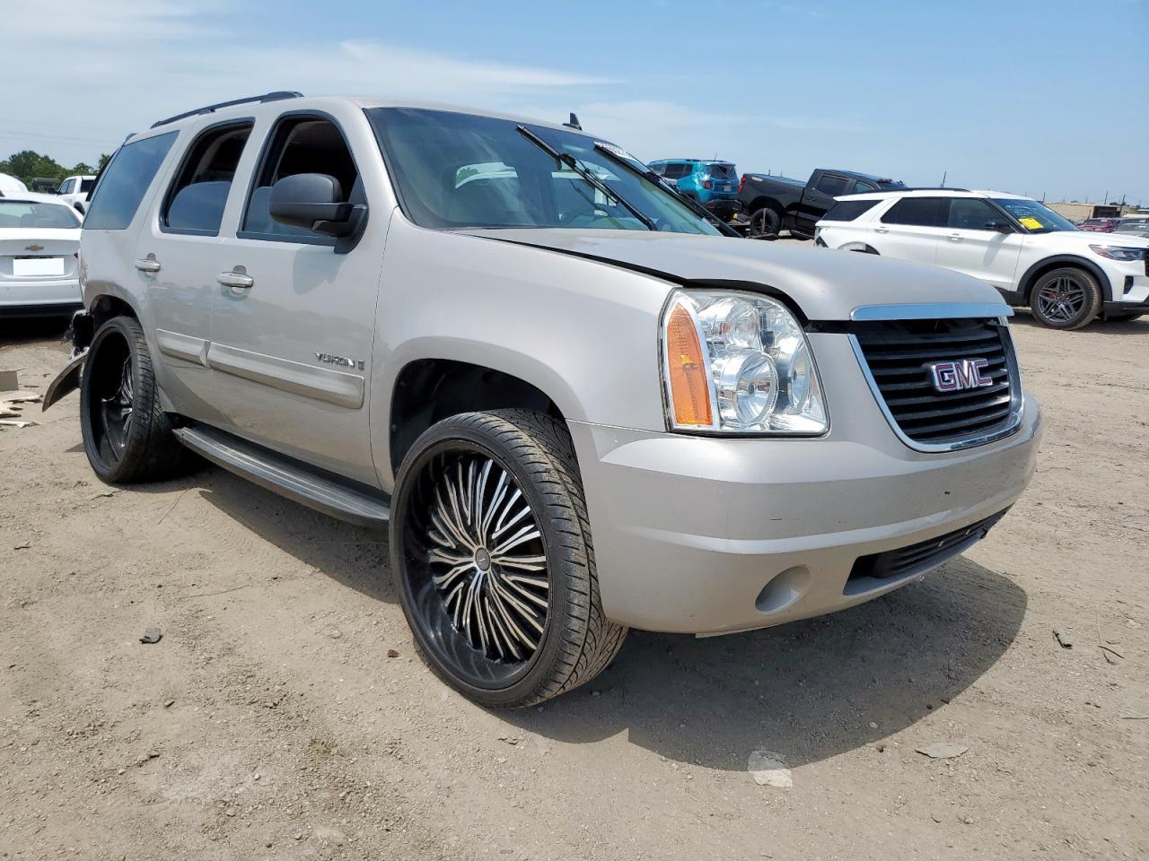 2009 GMC Yukon Sle - Image 4