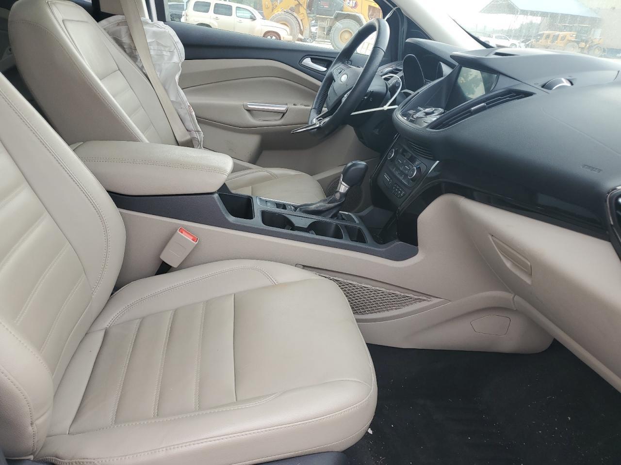 2018 Ford Escape Titanium - Image 7