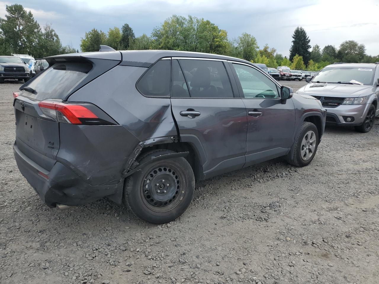 2023 Toyota Rav4 Le - Image 3