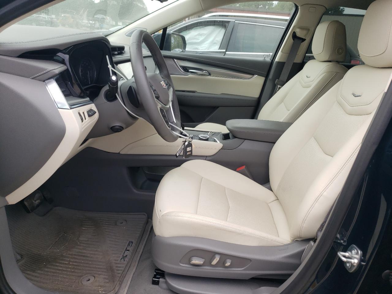 2025 Cadillac Xt5 Premium Luxury - Image 7