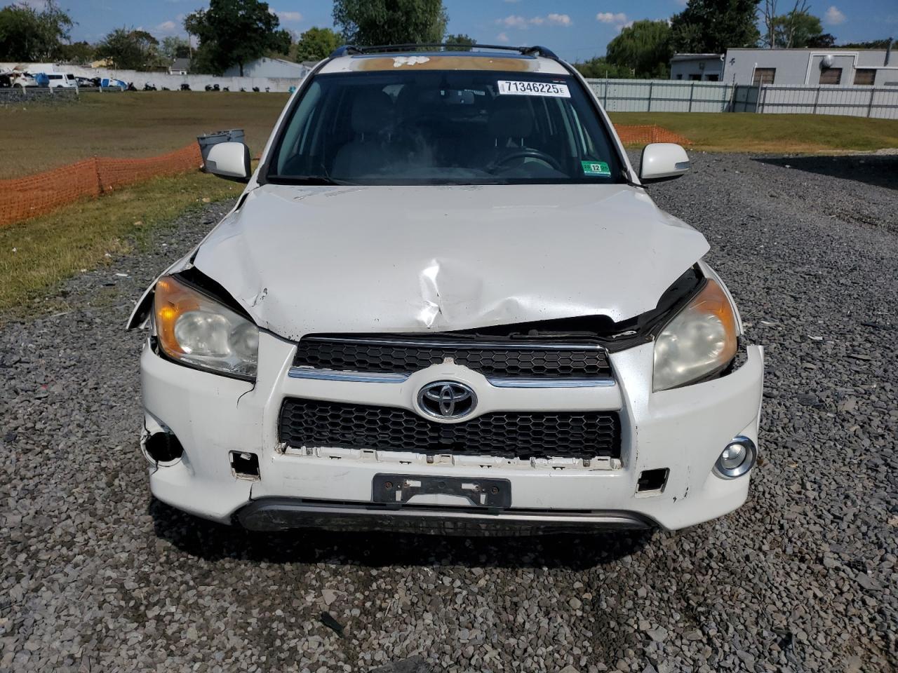 2011 Toyota Rav4 Limited - Image 5