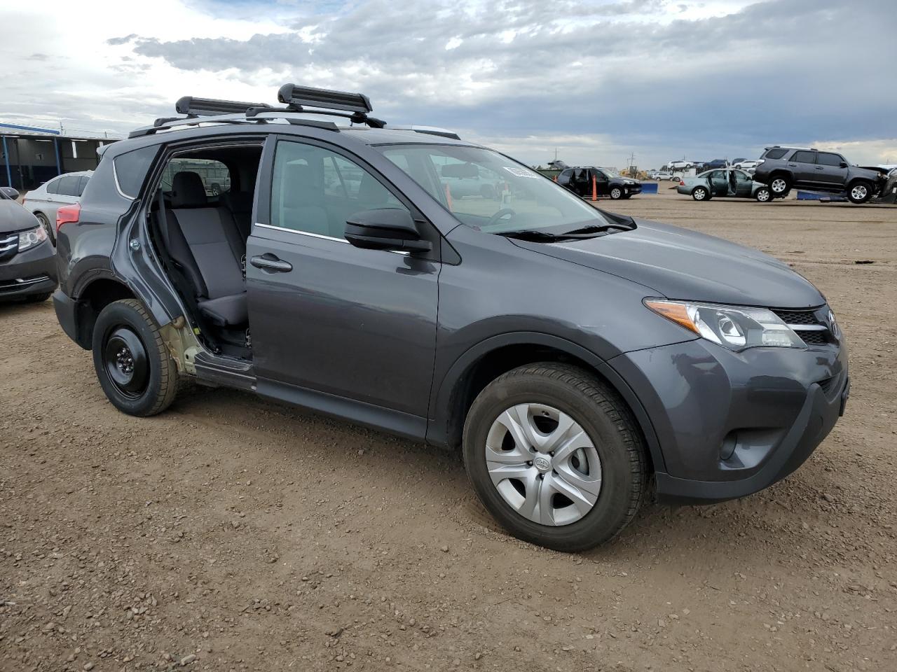 2015 Toyota Rav4 Le - Image 4