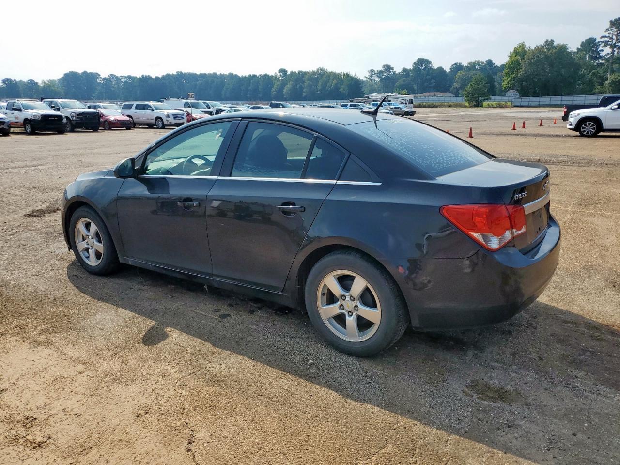 2011 Chevrolet Cruze Lt - Фото 2