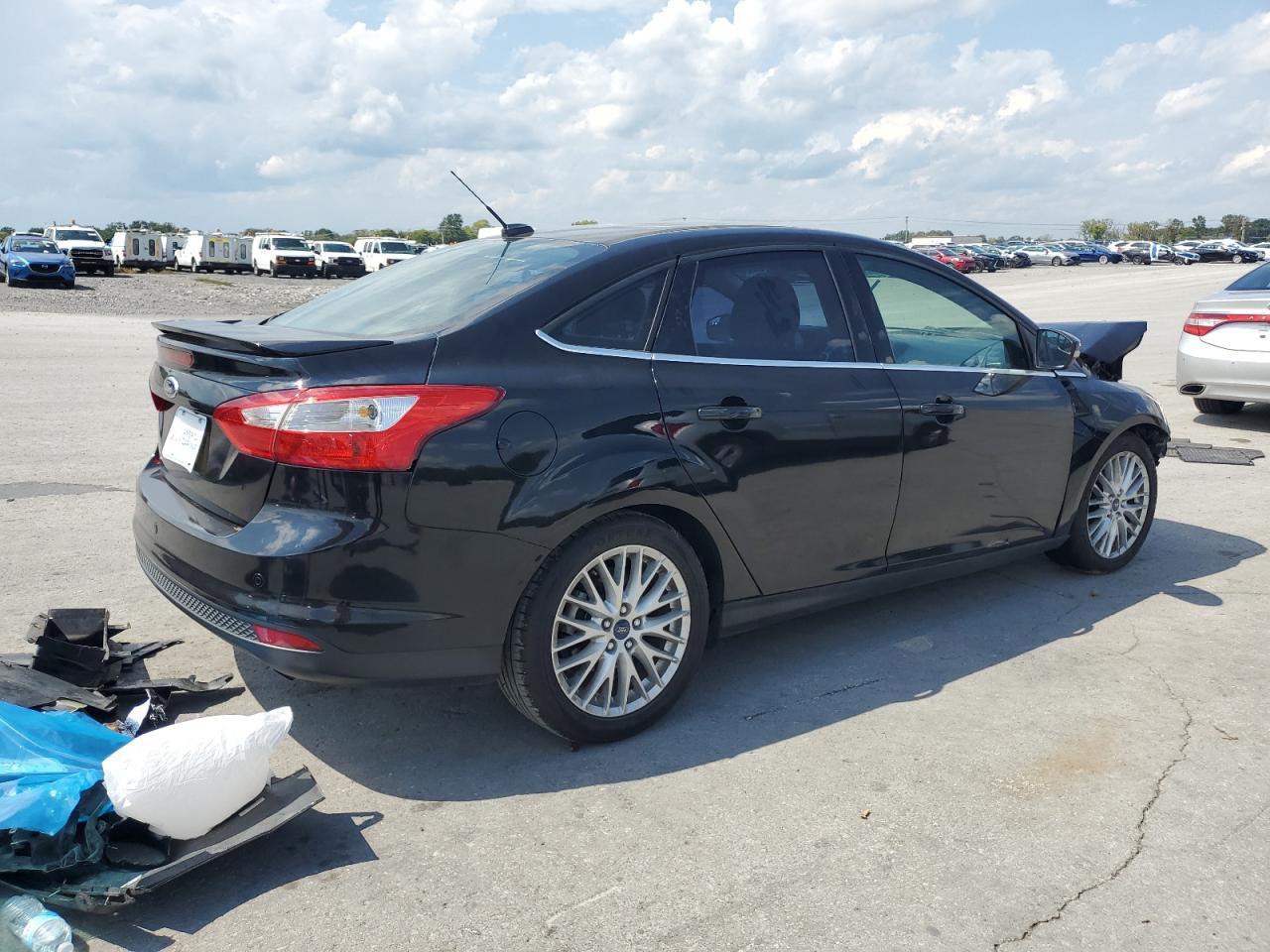 2014 Ford Focus Titanium - Image 3