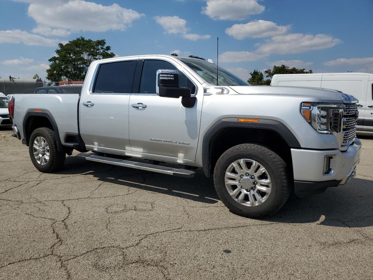 2022 GMC Sierra K2500 Denali - Image 4
