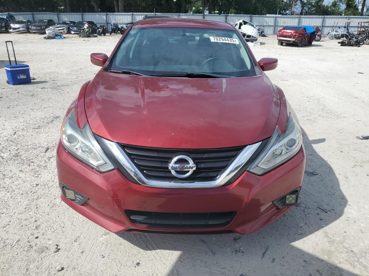 2018 Nissan Altima 2.5 - Image 5