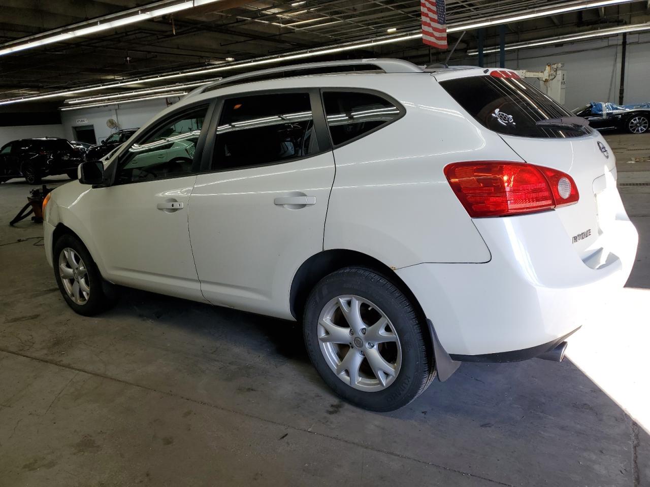 2009 Nissan Rogue - Image 2