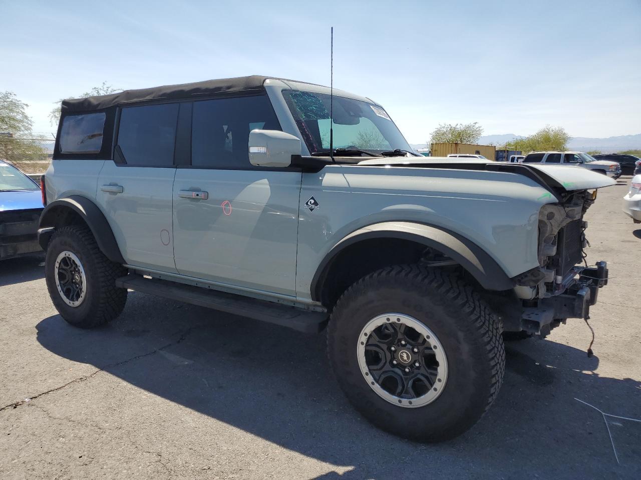 2021 Ford Bronco Base - Image 4