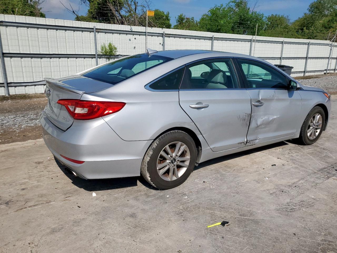 2016 Hyundai Sonata Se - Фото 3