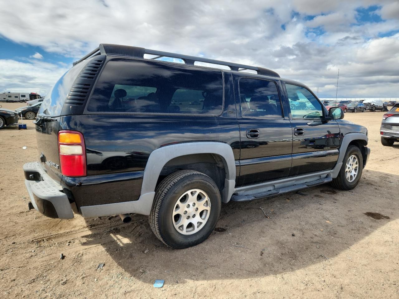 2002 Chevrolet Suburban K1500 - Фото 3