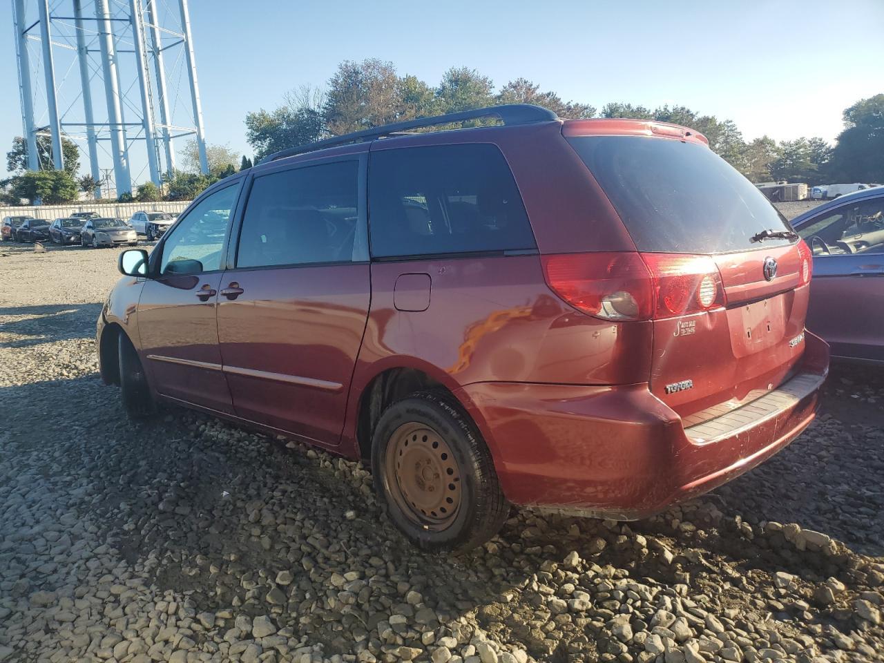 2009 Toyota Sienna Ce - Фото 2