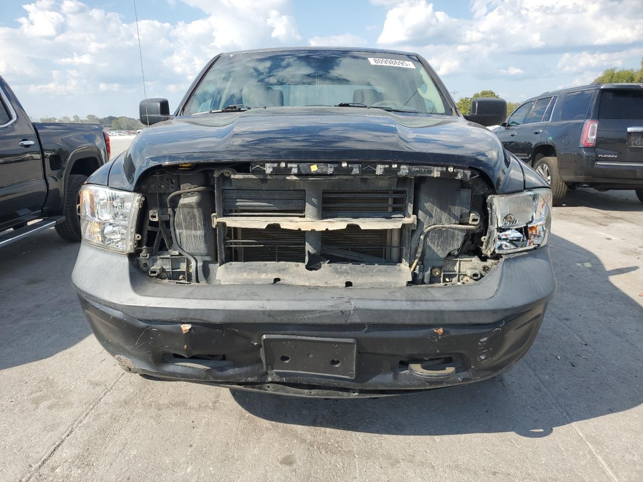 2019 Ram 1500 Classic Tradesman - Фото 5