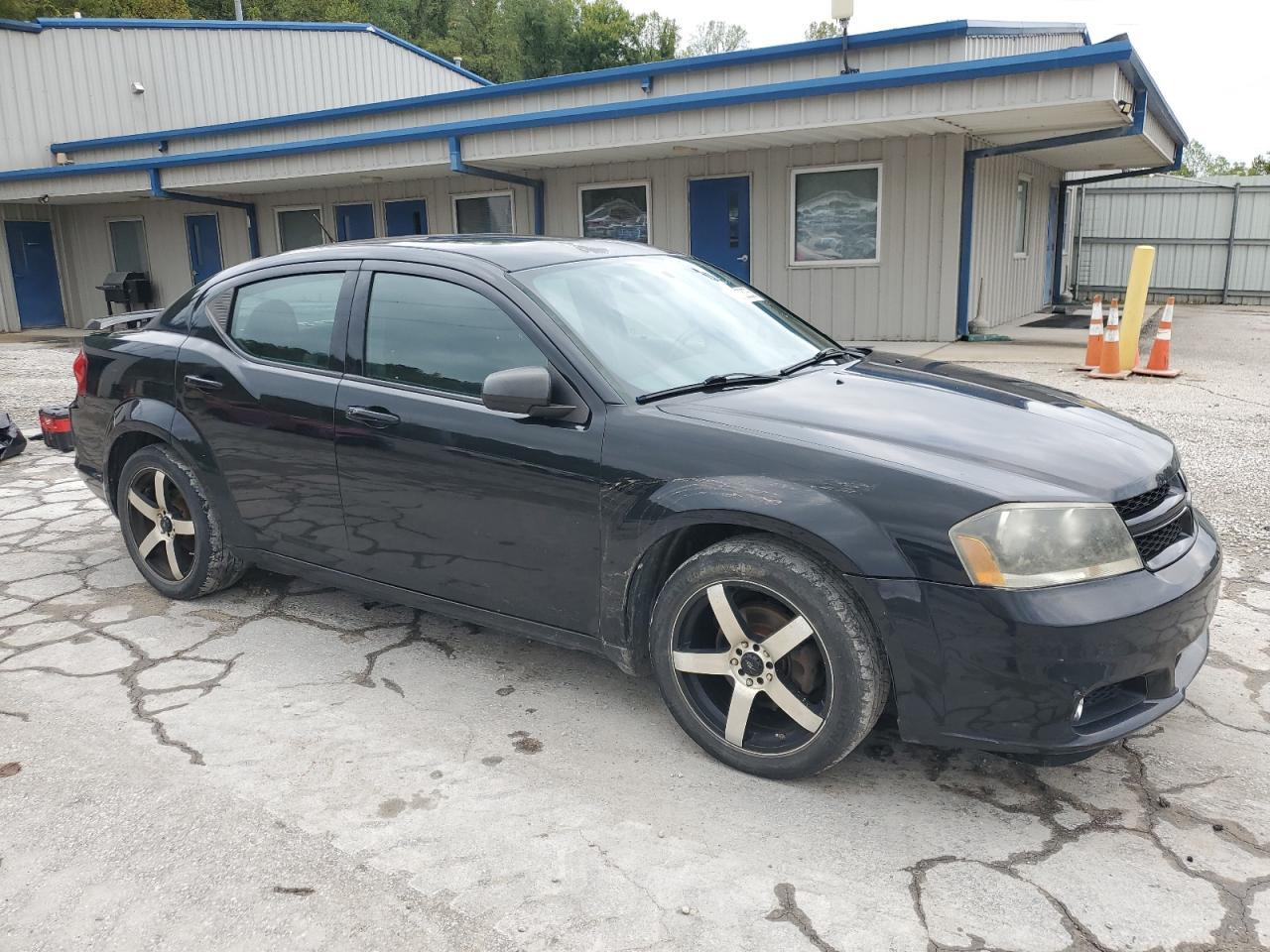 2013 Dodge Avenger Sxt - Фото 4