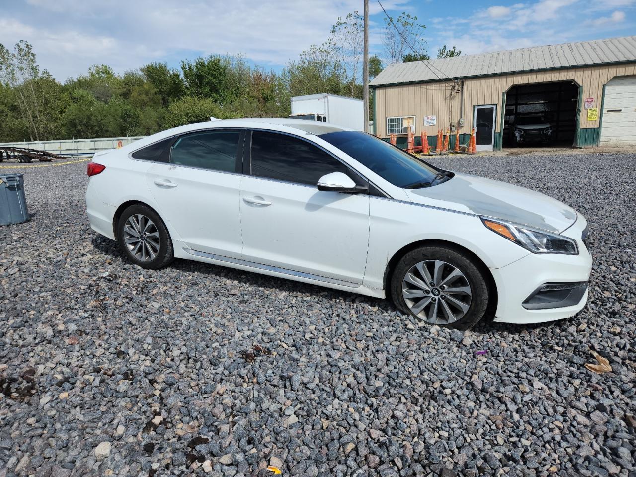 2017 Hyundai Sonata Sport - Image 4