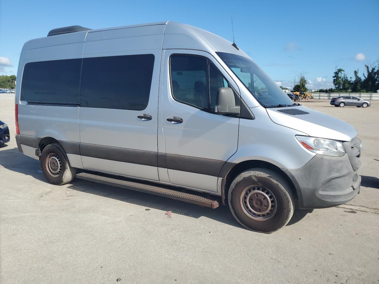 2019 Mercedes-Benz Sprinter 1500/2500 - Фото 4