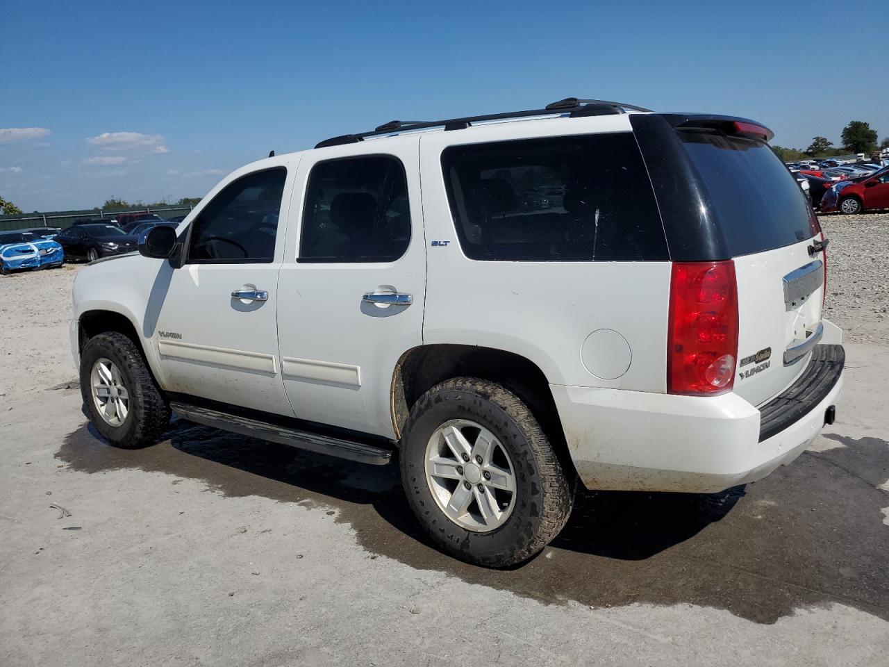 2010 GMC Yukon Slt - Фото 2