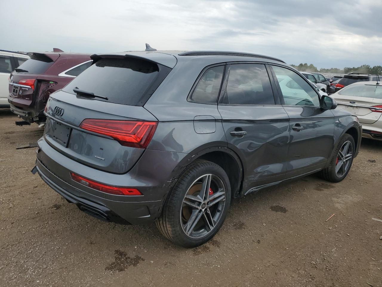 2024 Audi Q5 E Premium Plus 55 - Image 3